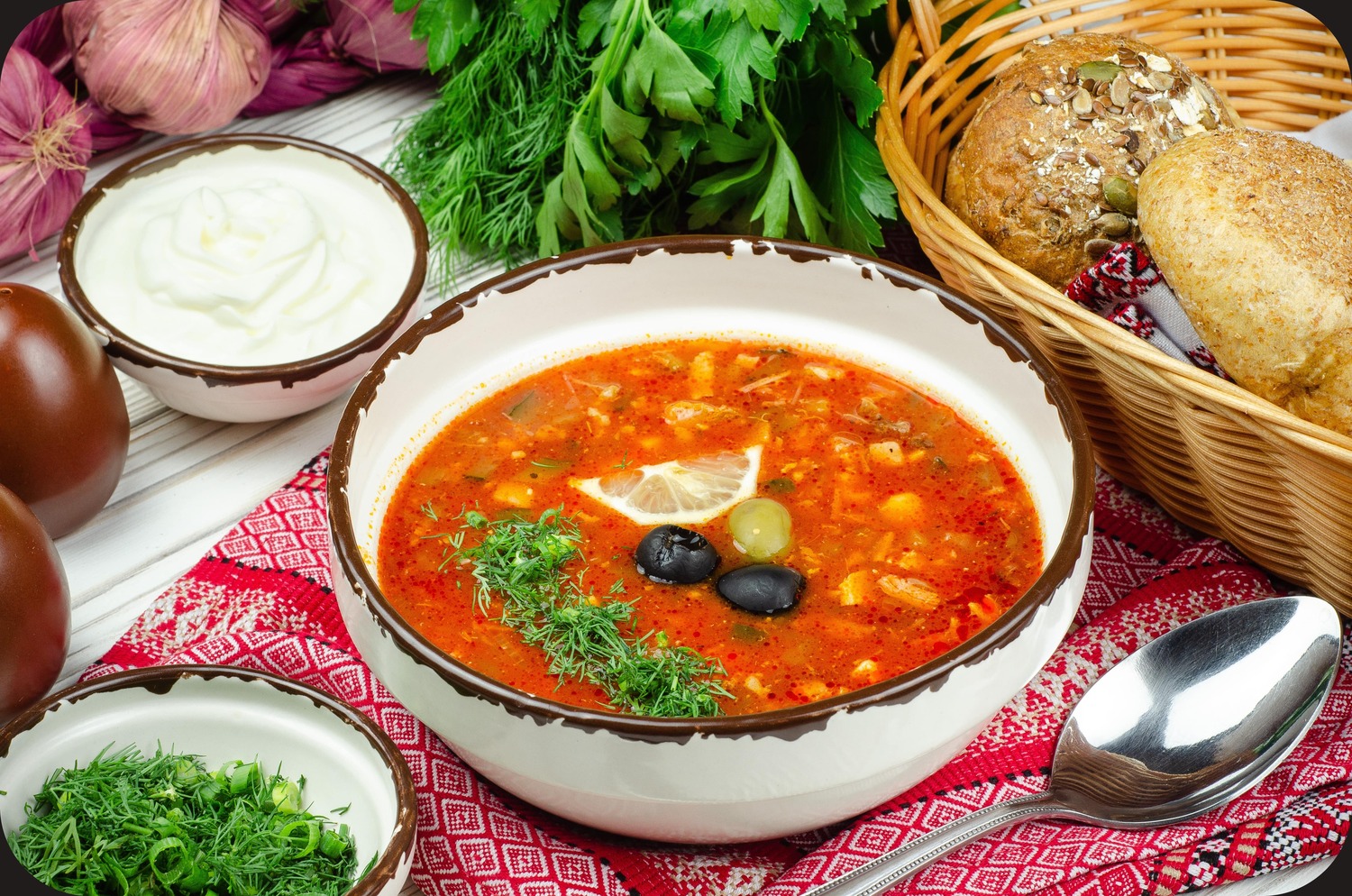 Солянка мясная Солянка мясная