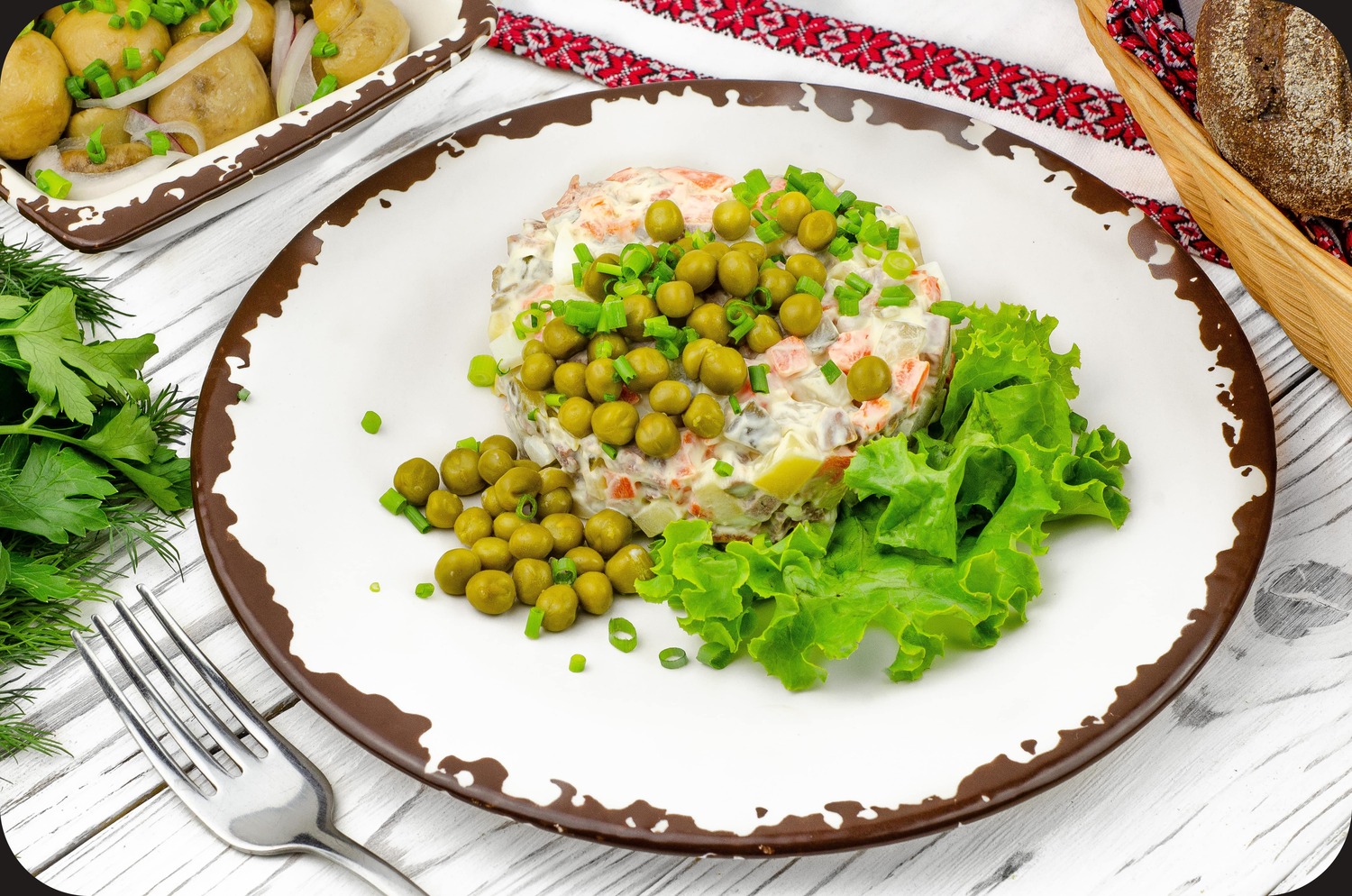 Салат Оливье с Телятиной Салат Оливье с Телятиной