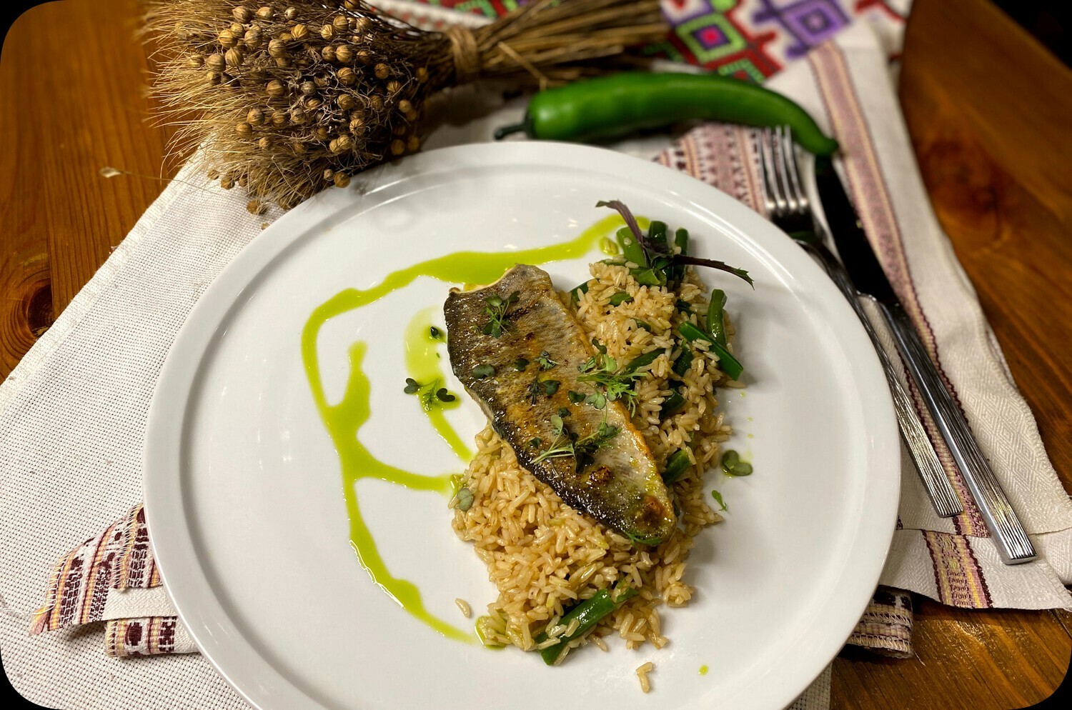 new Филе форели с рисом и стручковой фасолью new Филе форели с рисом и стручковой фасолью