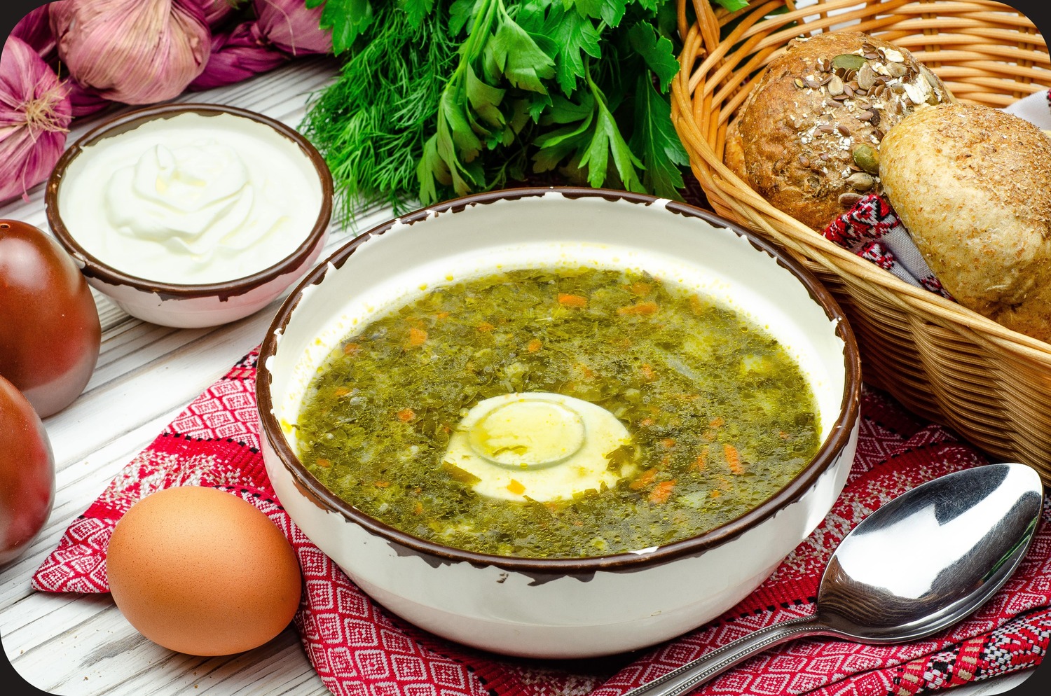 Борщ зеленый щавелевый с мясом Борщ зеленый щавелевый с мясом